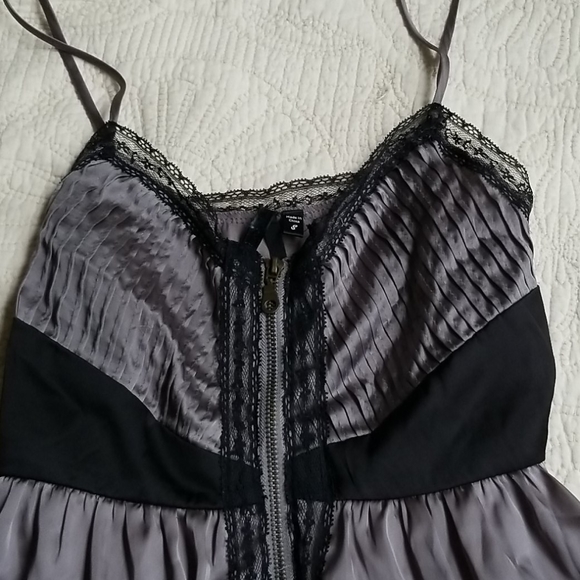 🌟10 FOR $30 Bellatrix Silver Satin Lace Camisole - Picture 2 of 5